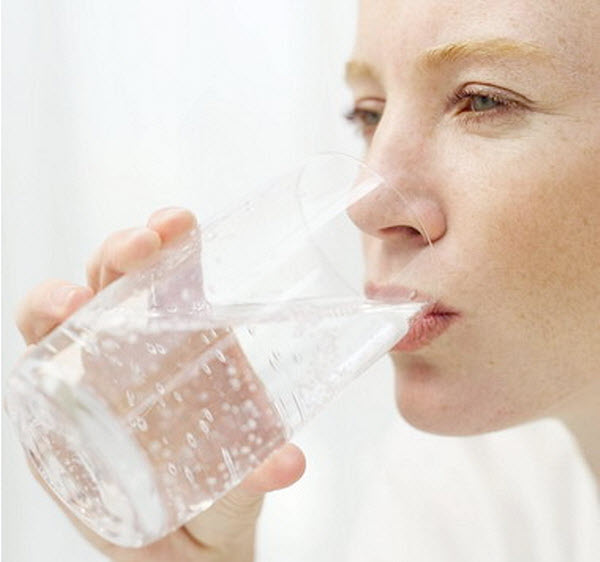 303 Сколько воды надо выпивать ежедневно?