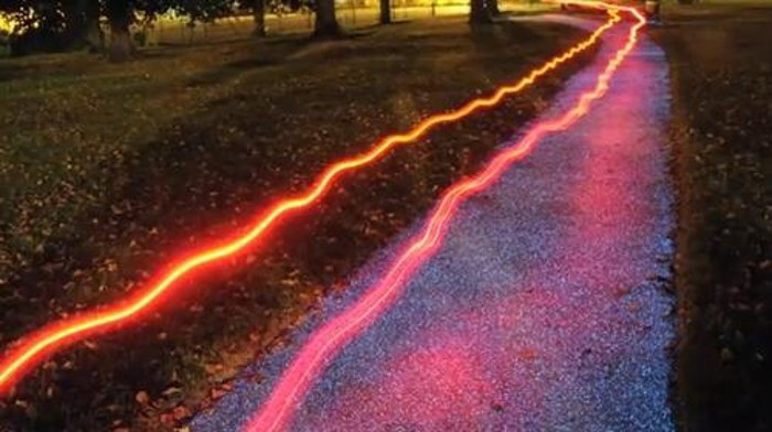 image9 Британские ученые разрабатывают дорожное полотно с подсветкой