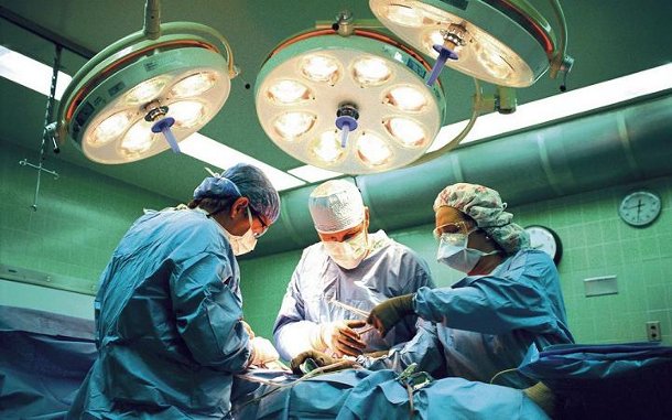  Житель ЮАР после пересадки детородного органа готовится стать отцом